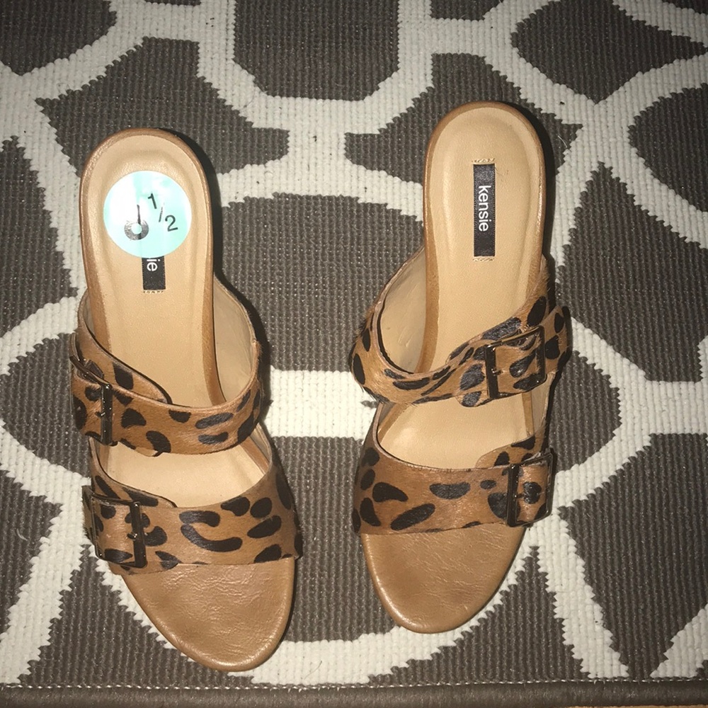 Kensie leopards wedge sandals